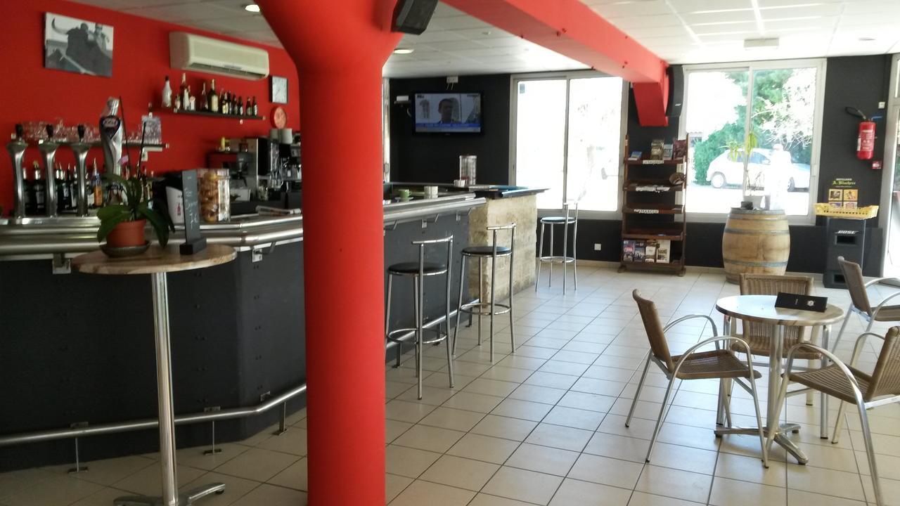 Hotel Restaurant La Ceinture Vauvert Esterno foto